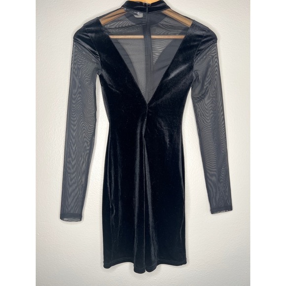 Bershka mesh and velvet cut-out mini dress in black Velvet Mesh Bodycon Clubwear - Picture 5 of 8